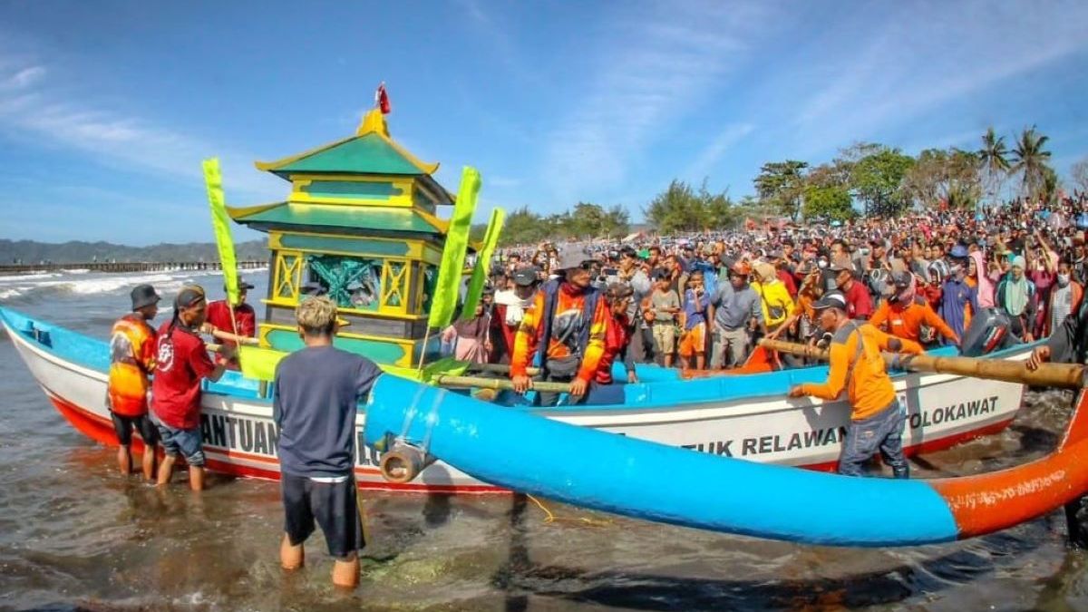 Laut Cilacap: Keajaiban Rasa yang Menggoda di Setiap Gigitan